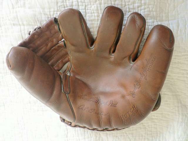 Ival Goody Goodman Hutch Front